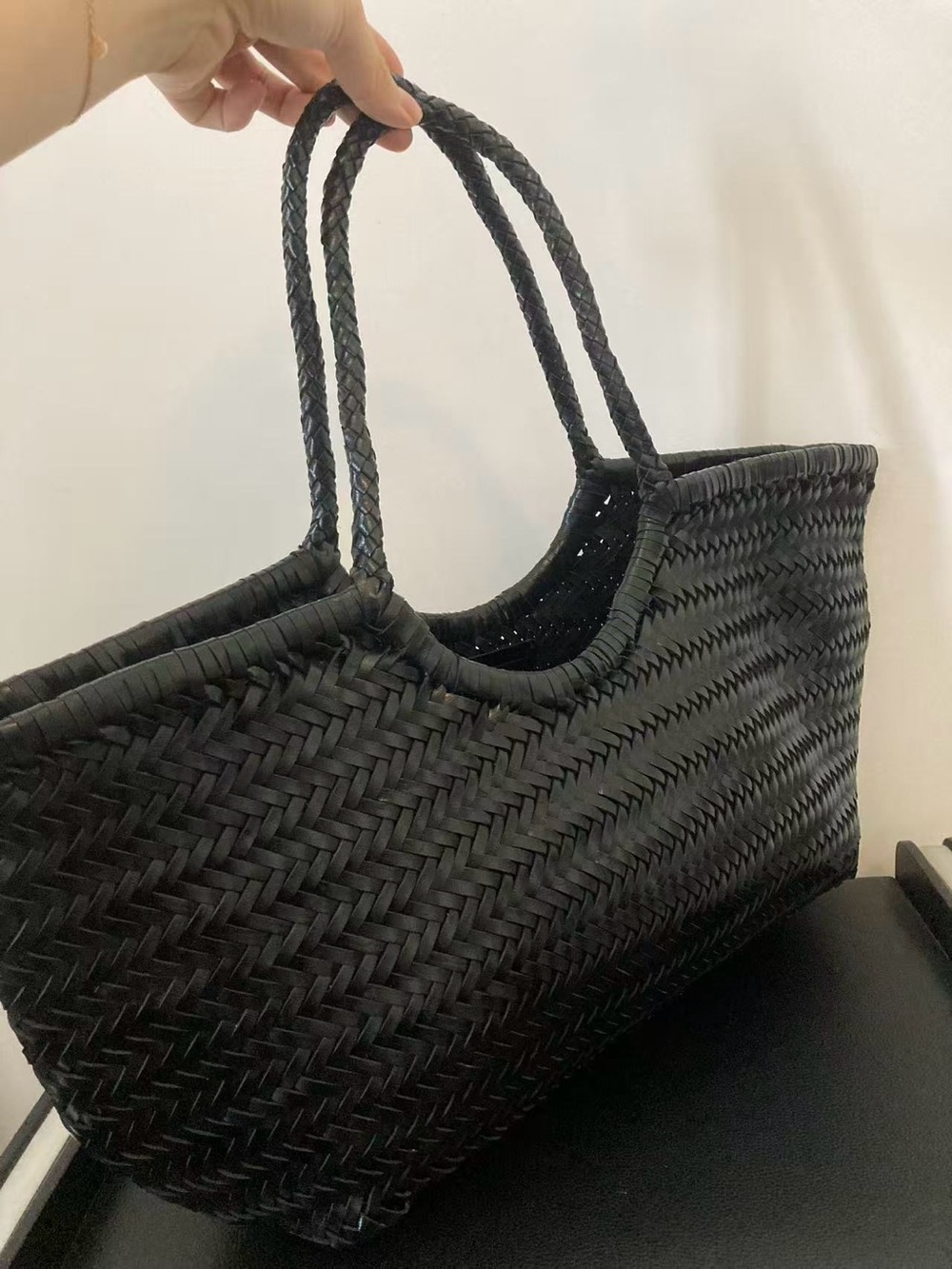 DRAGON DIFFUSION black woven tote bag - Picture 5 of 12